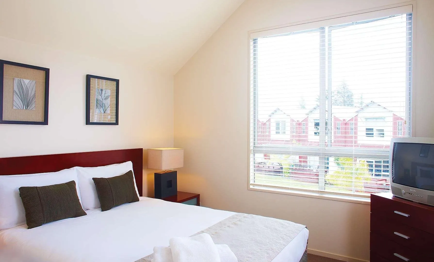 Ramada Resort By Wyndham Rotorua Marama New Zealand